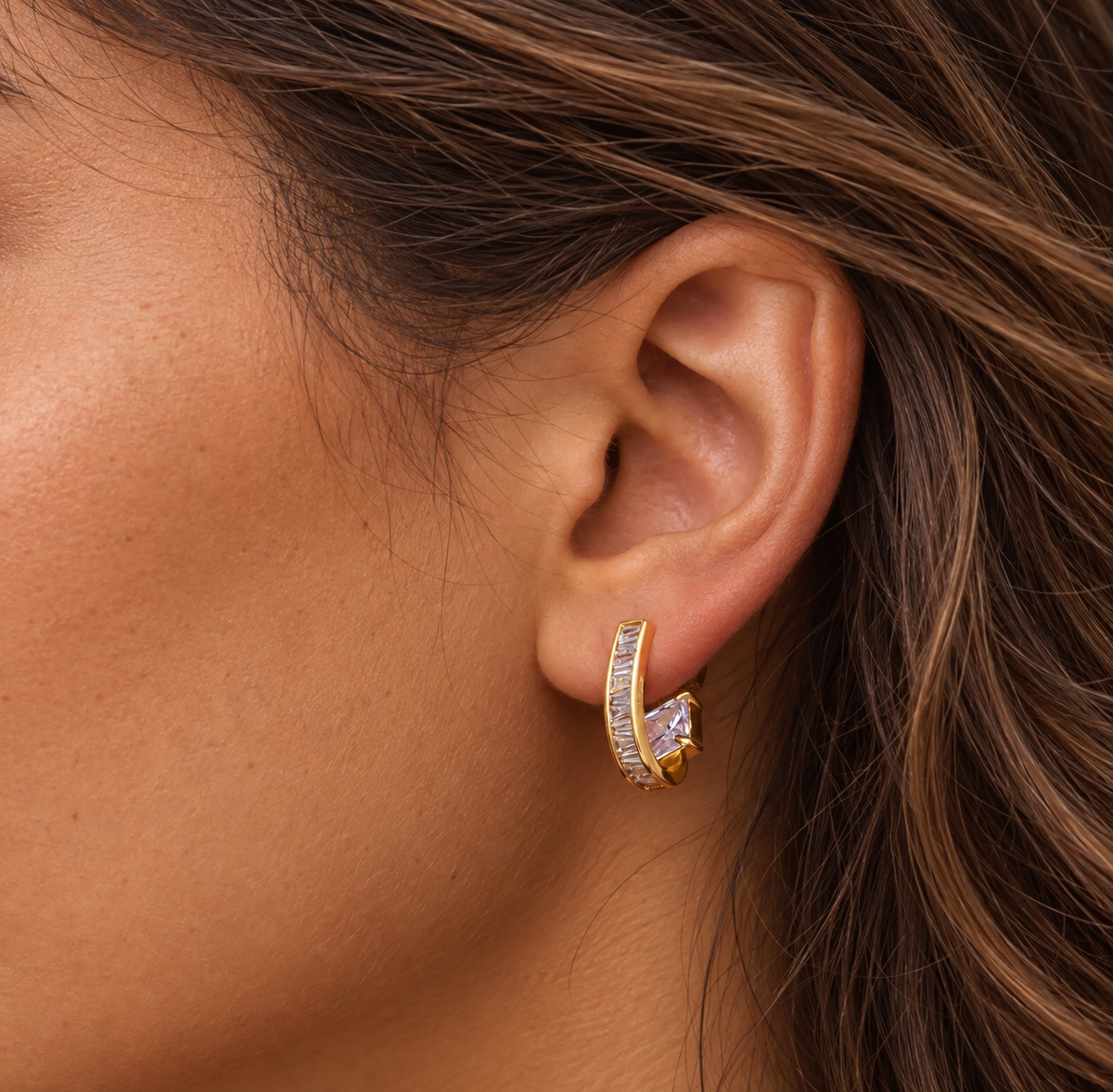Deco Arc Huggie Earrings