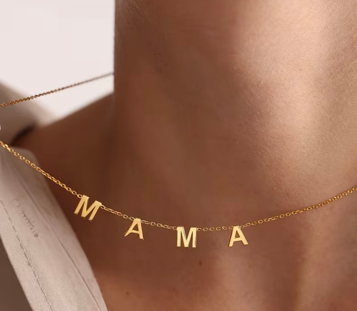 Mama Necklace