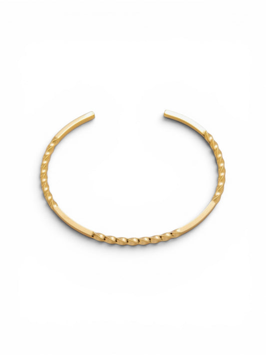 Twisted on Gold Cuff