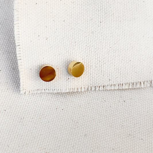 Dot Studs