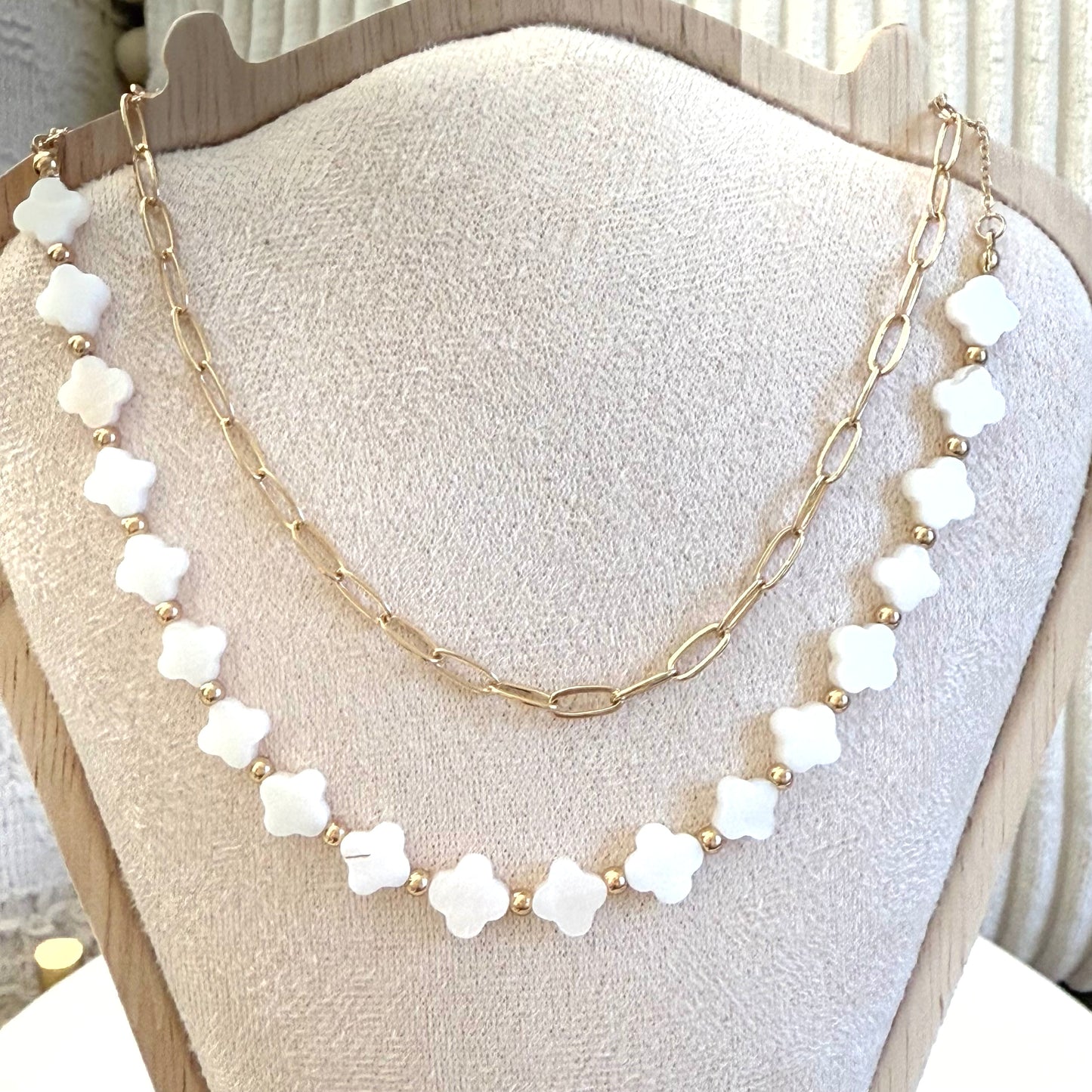 Clover Shell Paperclip Chain Necklace