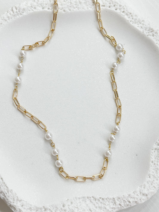 Paperclip Pearl Chain Necklace